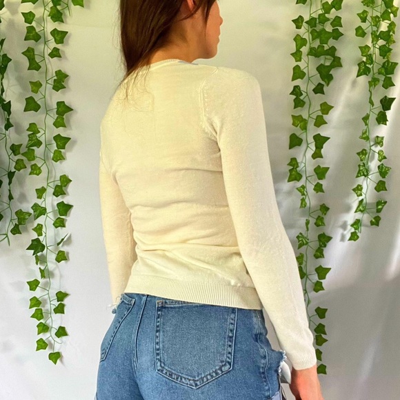 Cream, gray, and blue argyle sweater - Picture 3 of 5